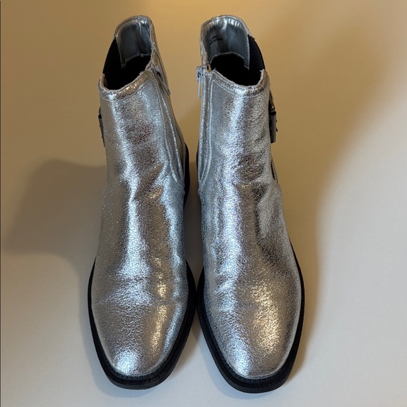 BCBGeneration Barini Block Heel Boot Silver Size 7.5 - Picture 6 of 7